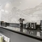 Marble Arch Apartment