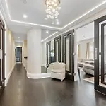 Marble Arch Apartment